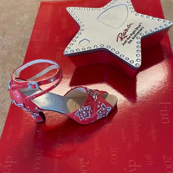 Just The Right Shoe Salsa Star 5 year anniversary 2003 with keepsake box - Picture 8 of 12